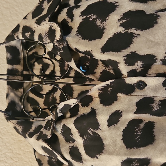 SHEIN Black and Cream Animal Print Top - Picture 4 of 5